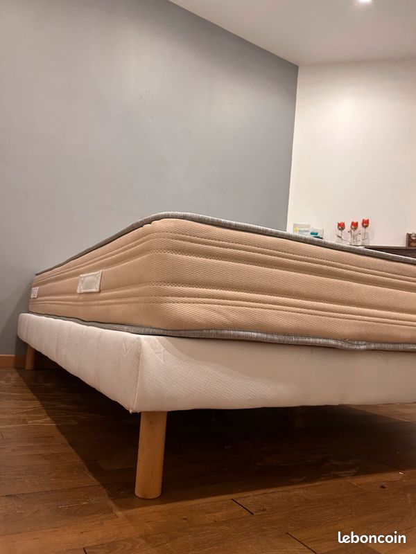 Lit + Matelas (image 4)