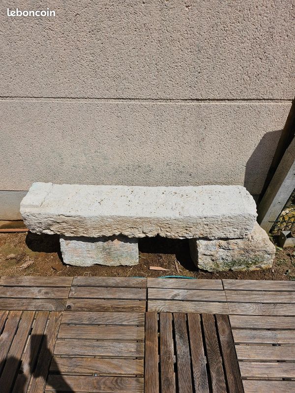Banc en pierre de Normandie (image 1)