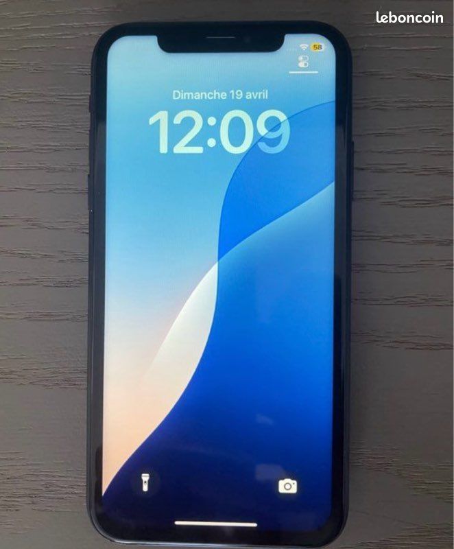 IPhone XR (image 3)