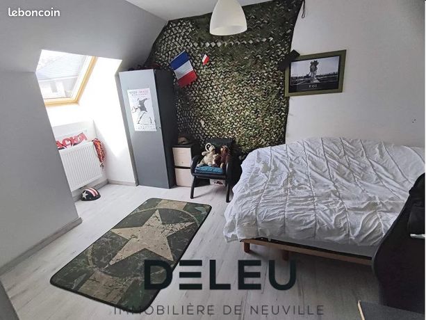 https://img.leboncoin.fr/api/v1/lbcpb1/images/f5/cb/75/f5cb750b2ad8bc60ae14ebdc147673c1d36c1160.jpg?rule=ad-image