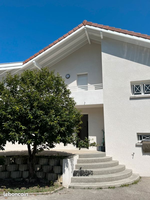 Maison 5 pièces 140 m² · à Bernin · 140 m² · 550 000 €
