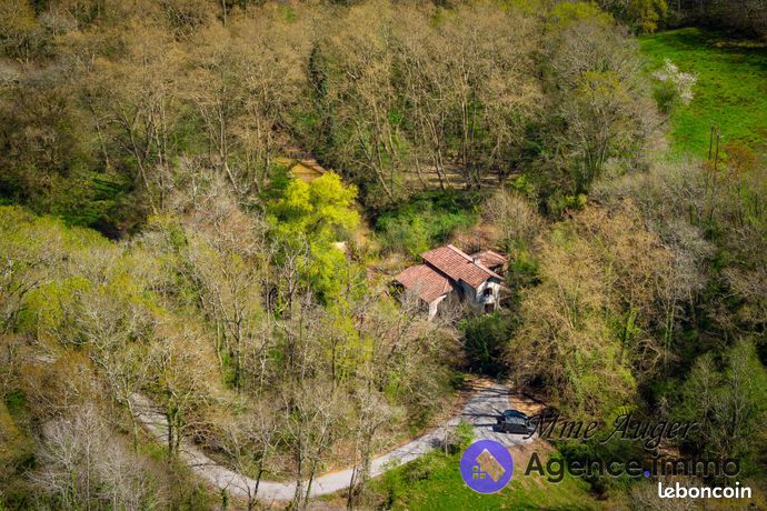 Propriété 5 pièces 139 m²