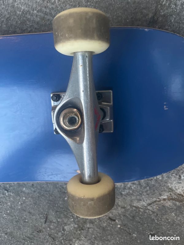 Vente Skateboard ripndip (image 3)