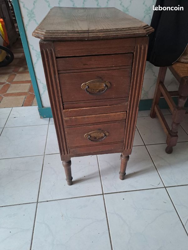 Meuble bout de canape chene annees 50 (image 1)