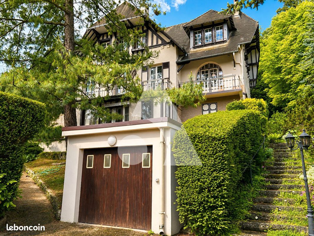 Maison 6 pièces 257 m² · à Esbly · 257 m² · 714 000 €