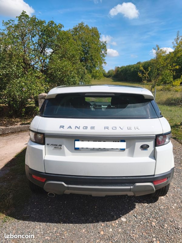 Land rover Range Rover Evoque 2.2 eD4 Pure 4x2 (image 2)