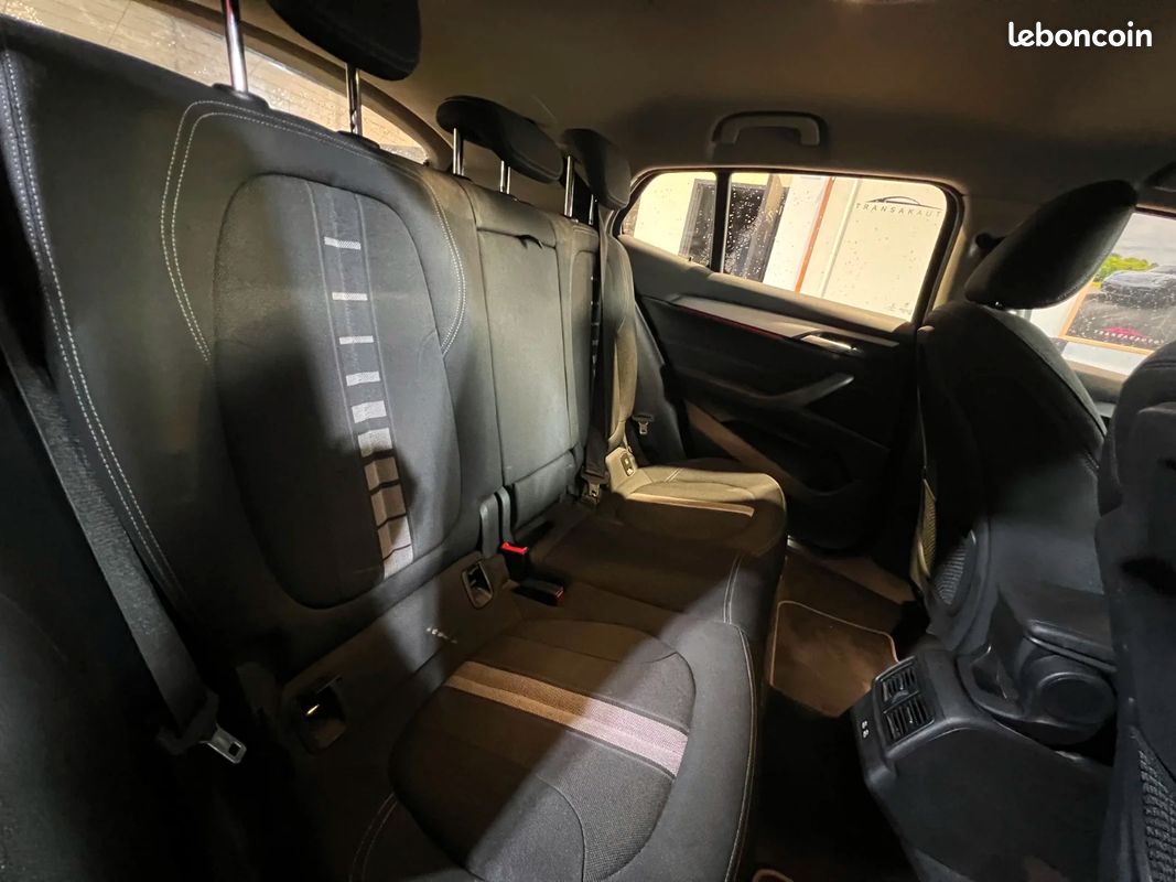 BMW X2 F39 sDrive 18i 140 ch DKG7 Lounge Plus (image 11)