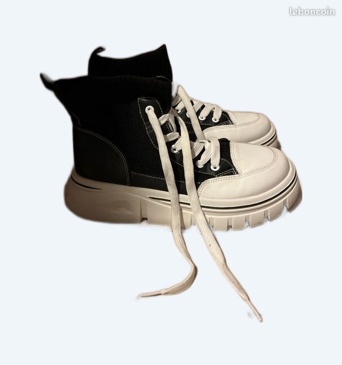 Chaussures hautes à lacets (image 1)