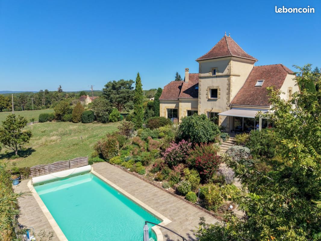 Maison 6 pièces 210 m² · à Gourdon · 210 m² · 478 400 €