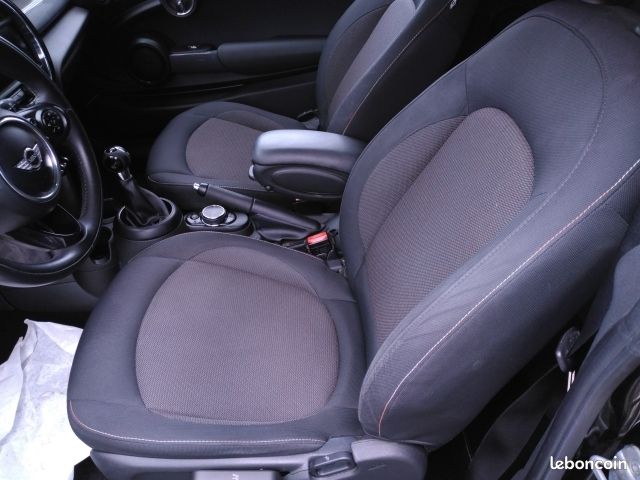 Mini MINI COOPER D 116CH (image 8)