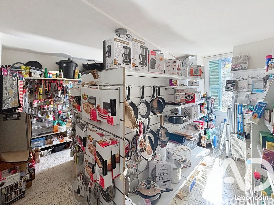 Local commercial 70 m² Saint-Martin-Vésubie (image 4)