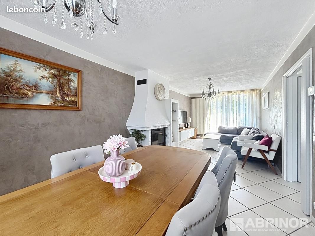 Maison 4 pièces 92 m² · à Mons-en-Baroeul · 92 m² · 322 000 €
