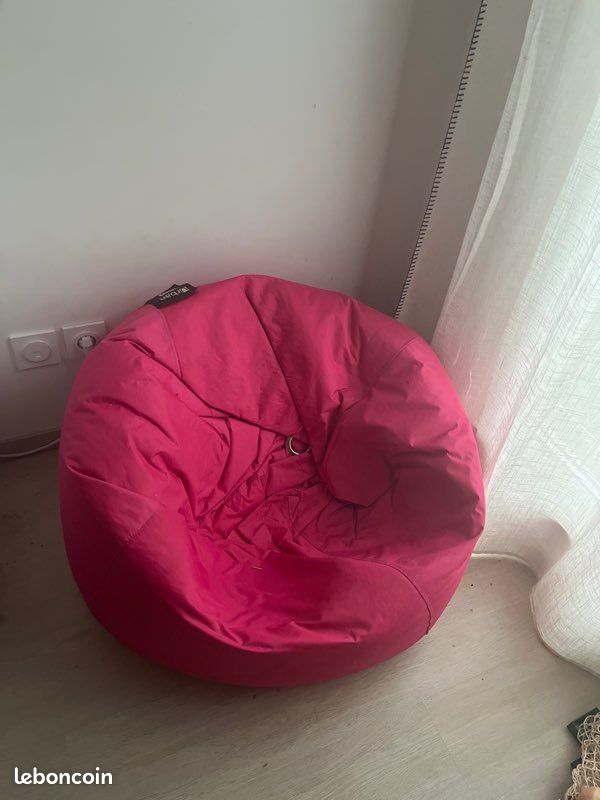 Pouf (image 1)