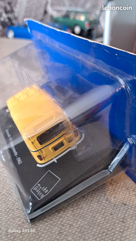 Renault 4L Fourgonnette Elf Vitesse 1/43 Miniature Collection Centenaire