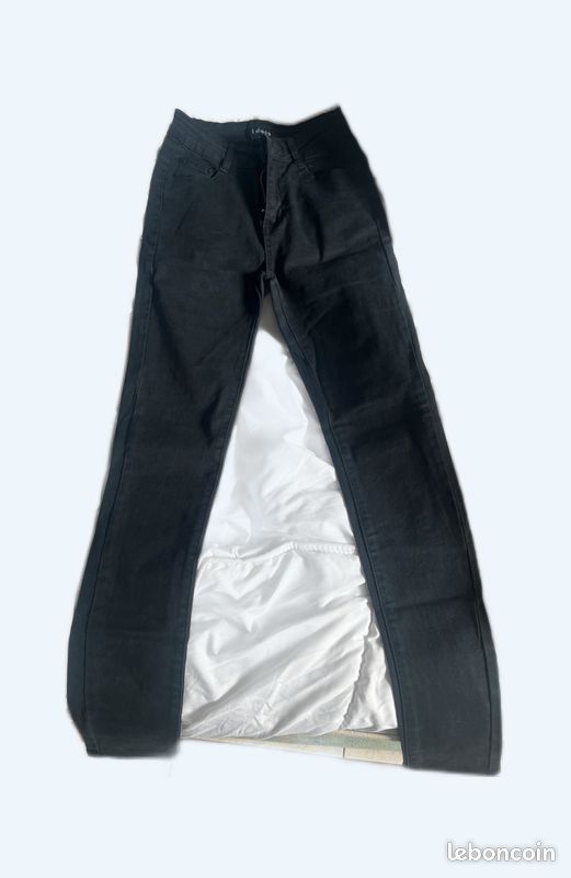 Pantalon noir (image 1)