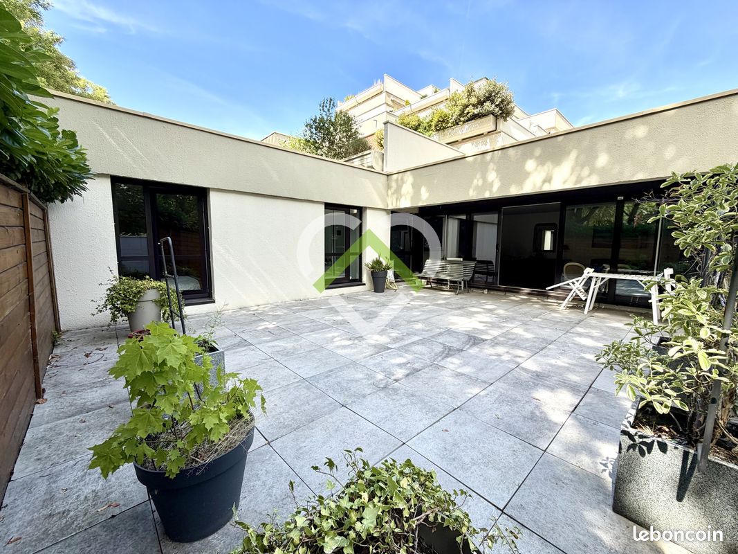 Appartement 4 pièces 107 m² · à Villeneuve-d'Ascq · 107 m² · 294 000 €