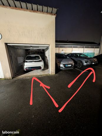 https://img.leboncoin.fr/api/v1/lbcpb1/images/f5/d5/77/f5d577e4bad8123521079e38a60f3306e6308d8a.jpg?rule=ad-image