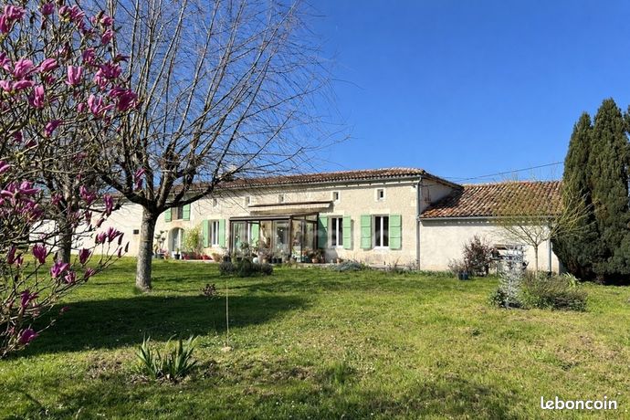 Maison 4 pièces 131 m²