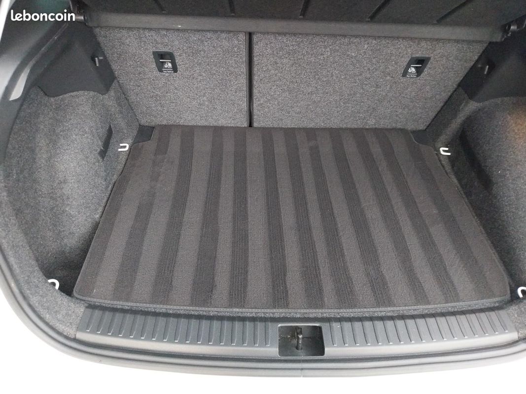 SEAT Arona 1.0 EcoTSI 95 ch Start/Stop BVM5 Urban (image 10)