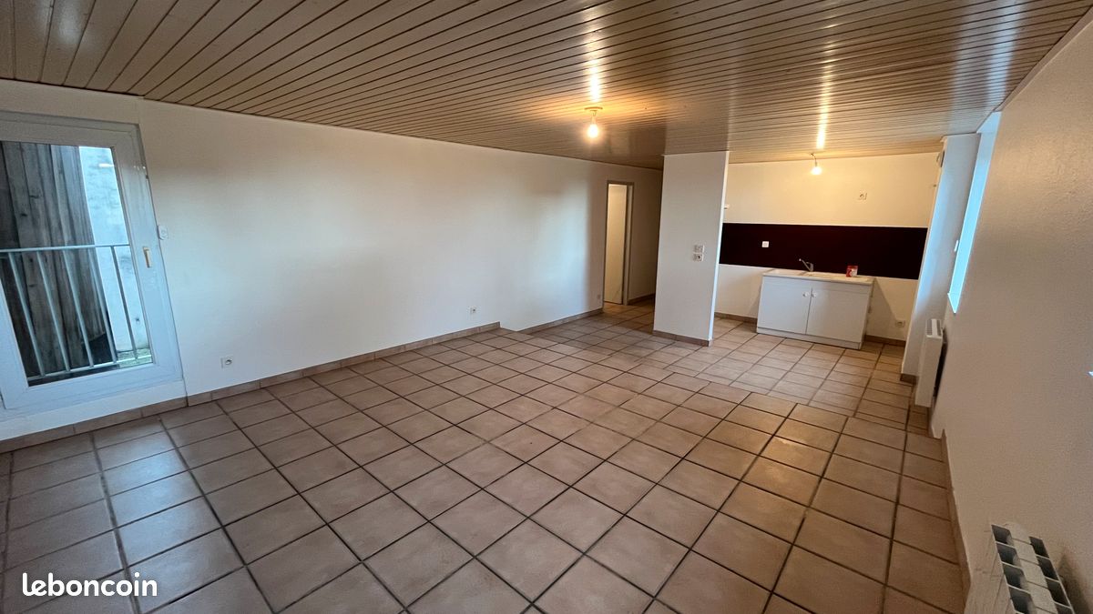 Appartement 4 pièces 84 m² · à Villette-lès-Arbois · 84 m² · 560 €/mois