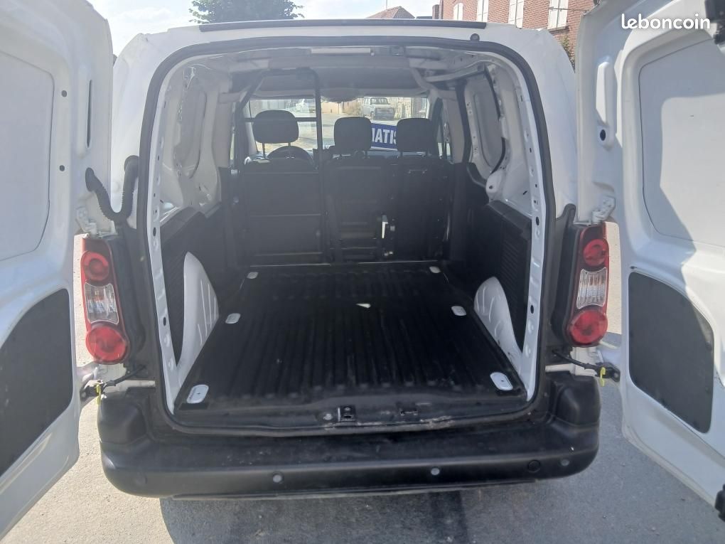 Citroen berlingo hdi 100 cv 3 placesclim, GPS et regulateur de vitesse (image 5)