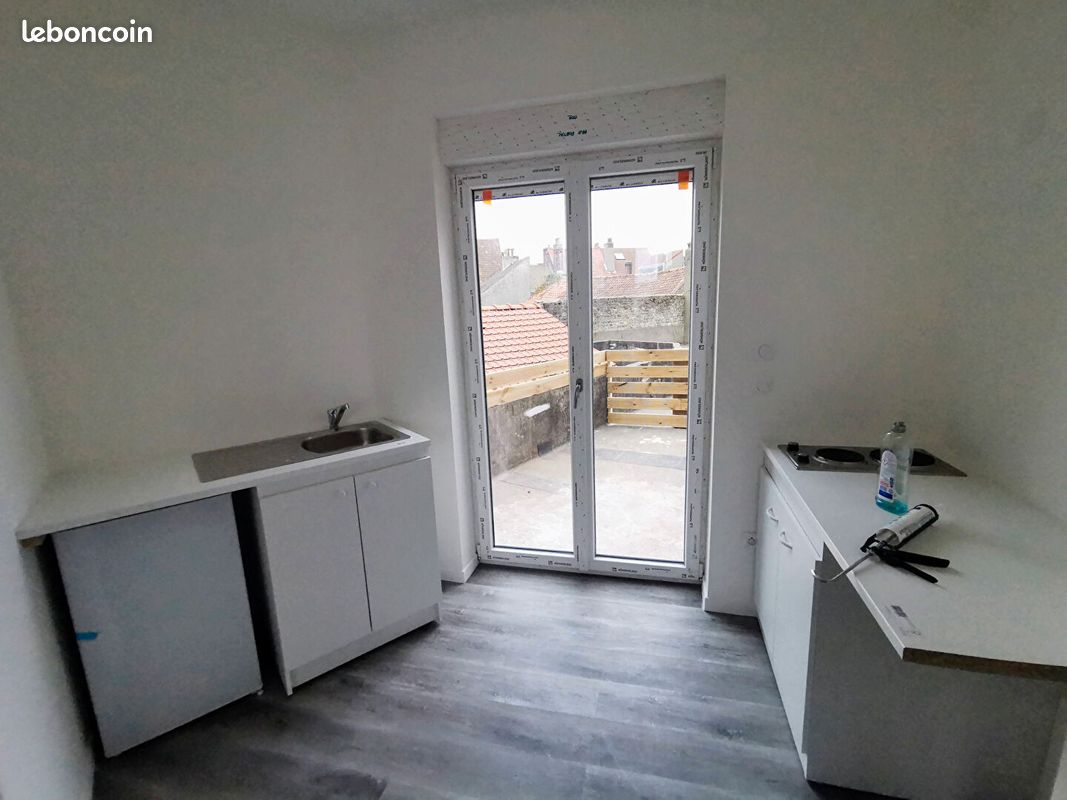 Appartement 1 pièce 25 m² · à Calais · 25 m² · 415 €