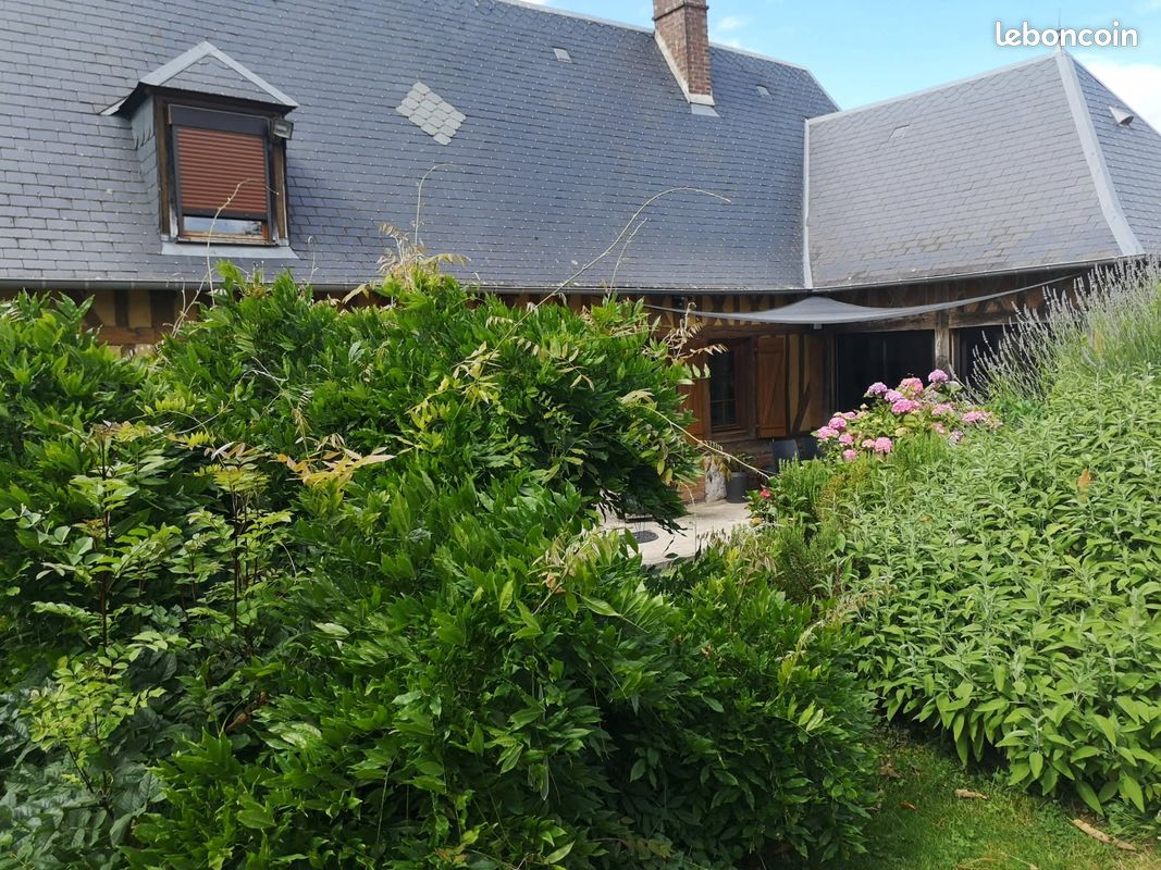 Maison 6 pièces 155 m² · à Saint-Pierre-des-Fleurs · 155 m² · 325 000 €