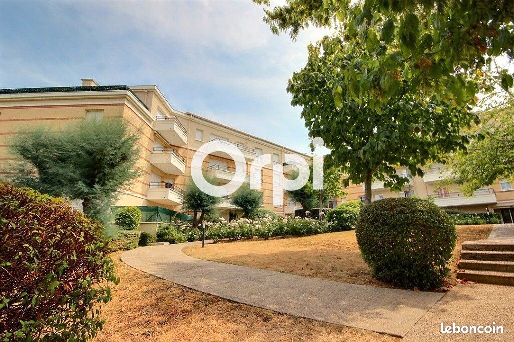 Appartement 3 pièces 59 m² · à Élancourt · 59 m² · 252 000 €