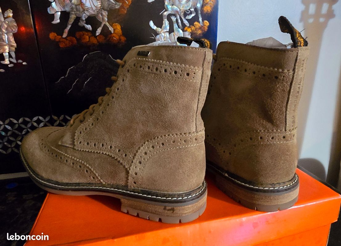 👞 Bottines Montantes superdry - Taille 43, Marron Clair Suédé, Neuves (image 6)