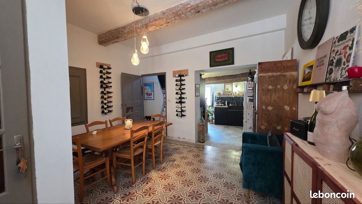 Maison 3 pièces 78 m² · à Caromb · 78,4 m² · 156 000 €
