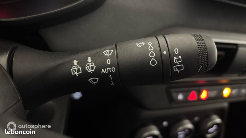 Dacia Sandero 1.0 TCe 110ch Stepway Extreme -24 (image 23)