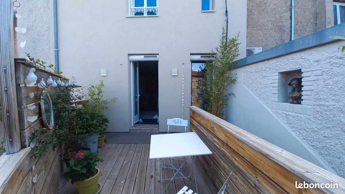 Maison 5 pièces 83 m² · à Ceyrat · 83 m² · 245 000 €
