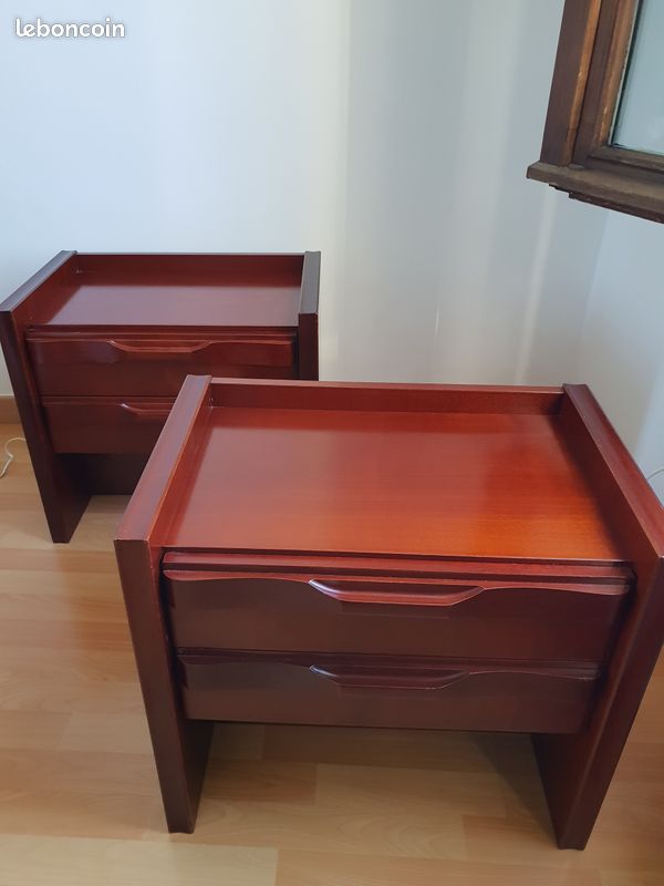 2 table de chevet avec neon (image 2)