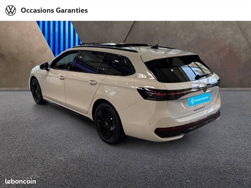 Volkswagen Passat SW 1.5 eHybrid 272ch R-Line DSG6 (image 4)