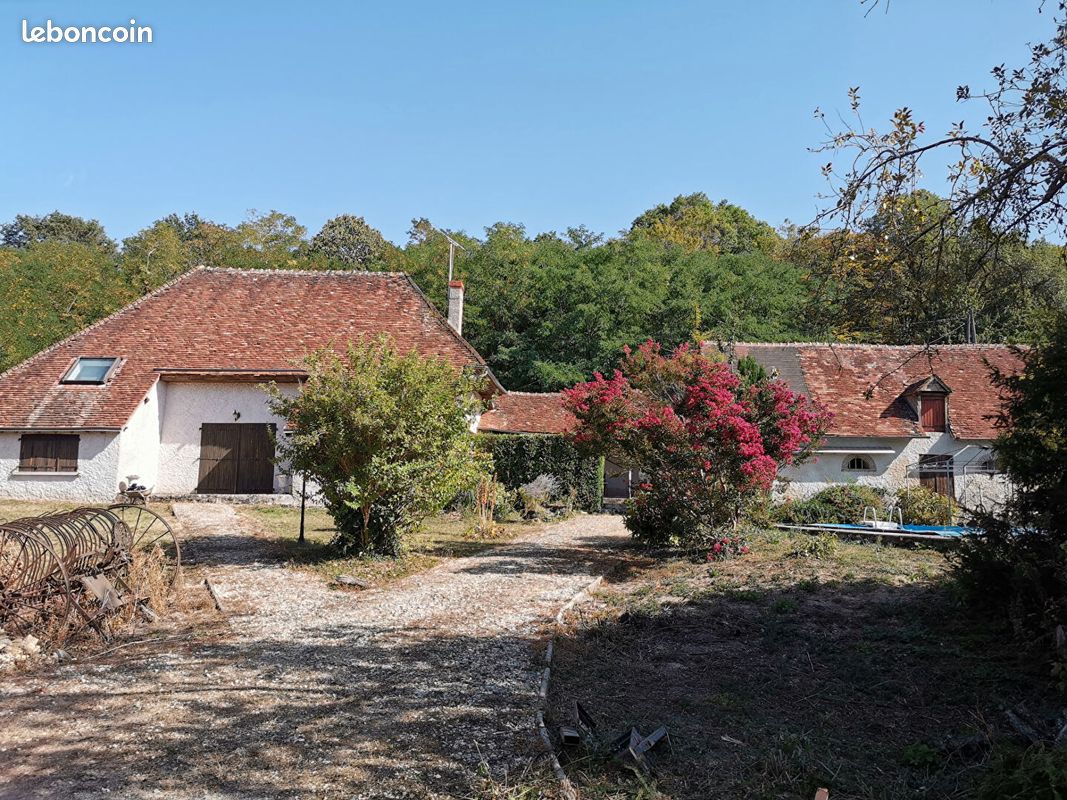 Maison 4 pièces 156 m² · à Baudres · 156 m² · 127 200 €