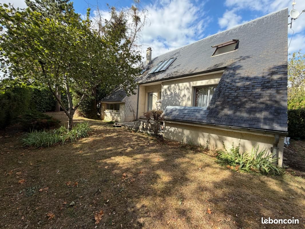Maison 5 pièces 130 m² · à La Ville-du-Bois · 130 m² · 399 000 €