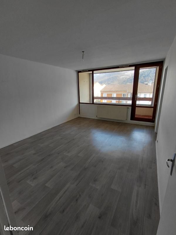 Appartement 3 pièces 65 m² · à Saint-Martin-d'Hères · 65 m² · 676 €/mois