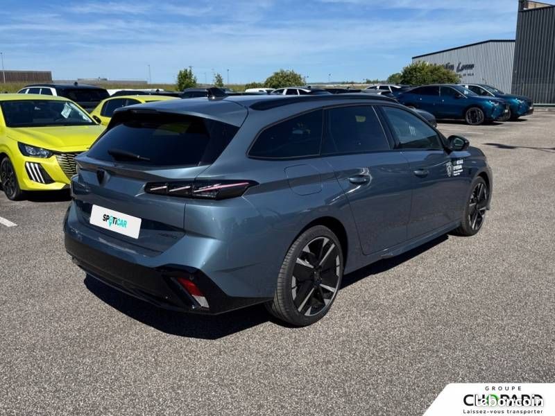 Peugeot 308 SW Hybrid 145 e-DCS6 GT (image 27)