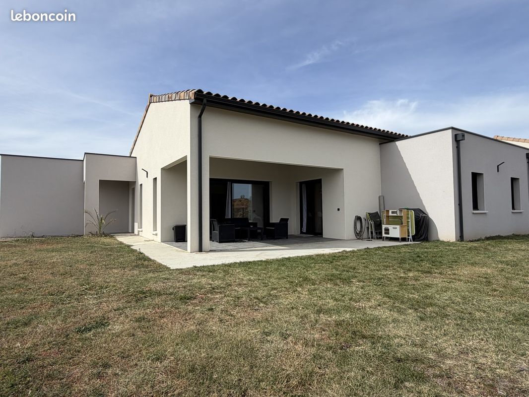 Maison 5 pièces 130 m² · à Granges-les-Beaumont · 130 m² · 395 000 €