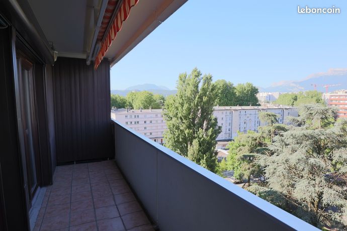 Appartement Traversant 64 m² au 7e Étage – Vues Panoramiques Massifs, Terrasse & Parking Privatif + cave — 6