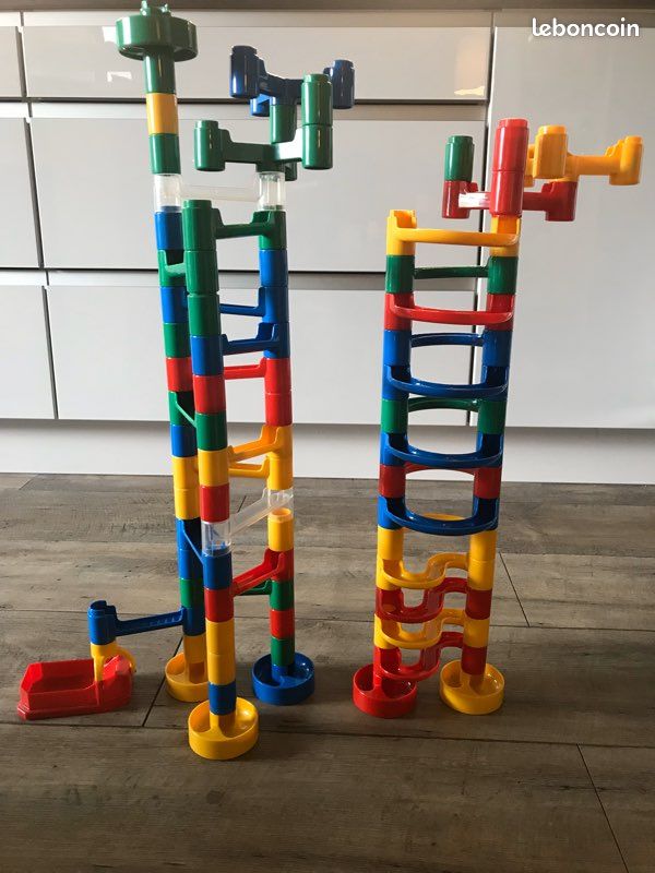 Jeu de construction Tour de billes + billes offertes (image 1)