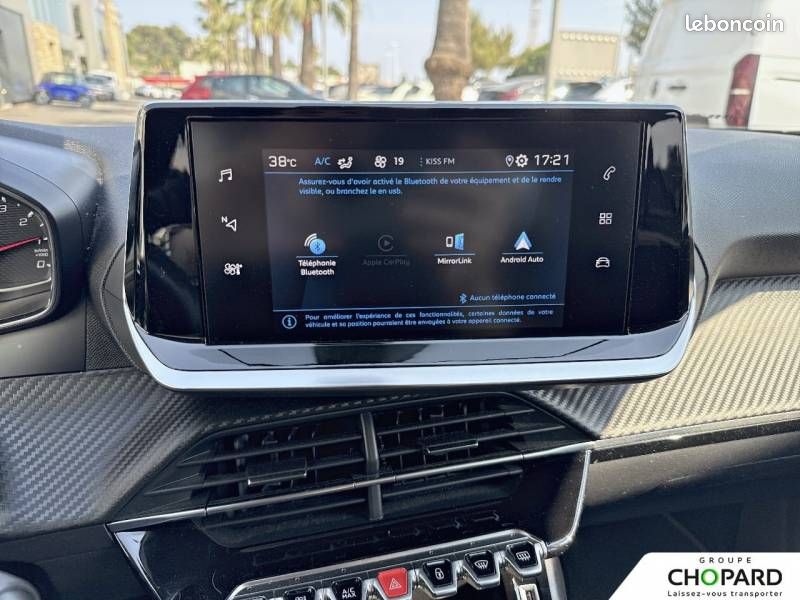 Peugeot 2008 PureTech 100 S&S BVM6 Style (image 16)