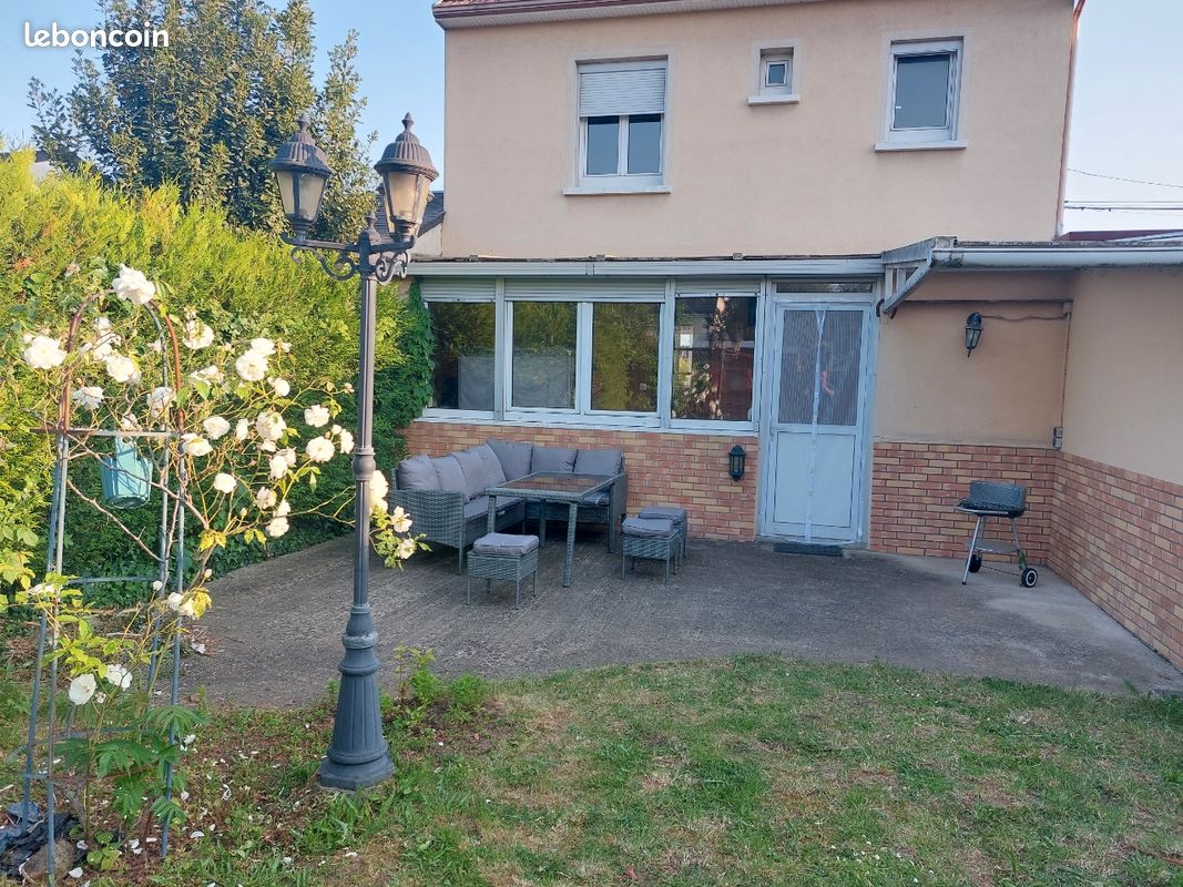 Maison 6 pièces 102 m² · à Le Mans · 102 m² · 950 €