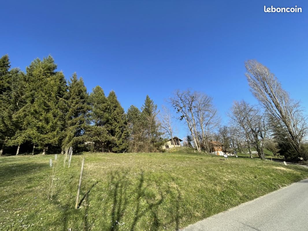 Terrain 780 m² · à Vanzy · 99 000 €