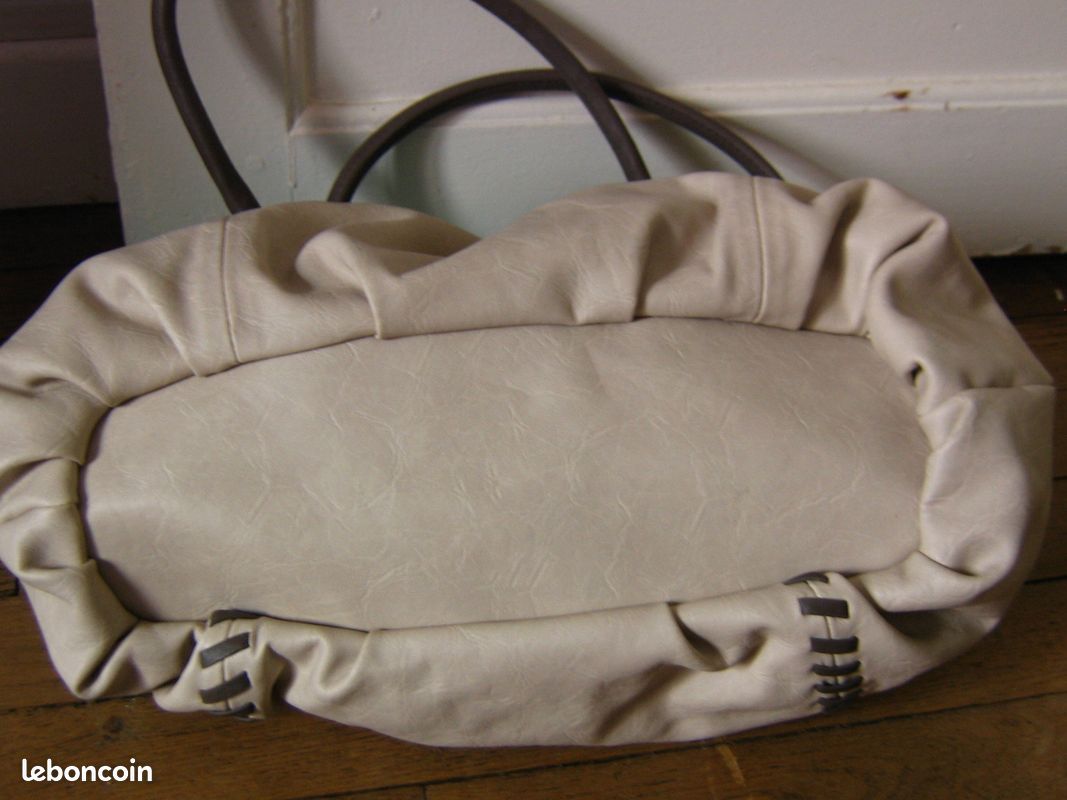 Sac a main neuf jamais porter 20 (image 3)