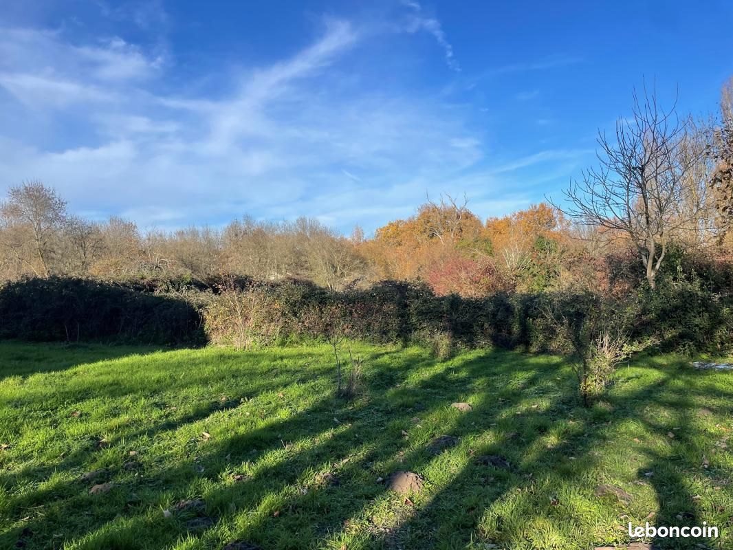 Terrain 510 m² La Lande De Fronsac · à La Lande-de-Fronsac · 69 000 €