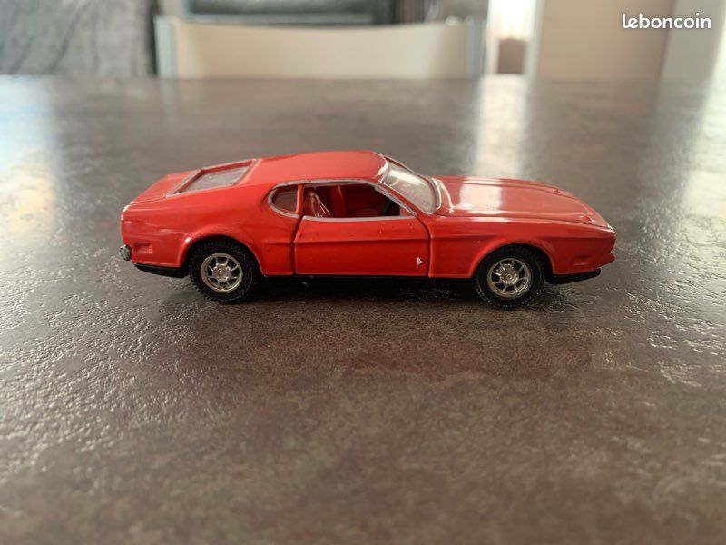 Corgi 370 Ford Mustang Cobra 1982 - Jaune Moutarde - 1/36 - Moulé Sous Pression - UK