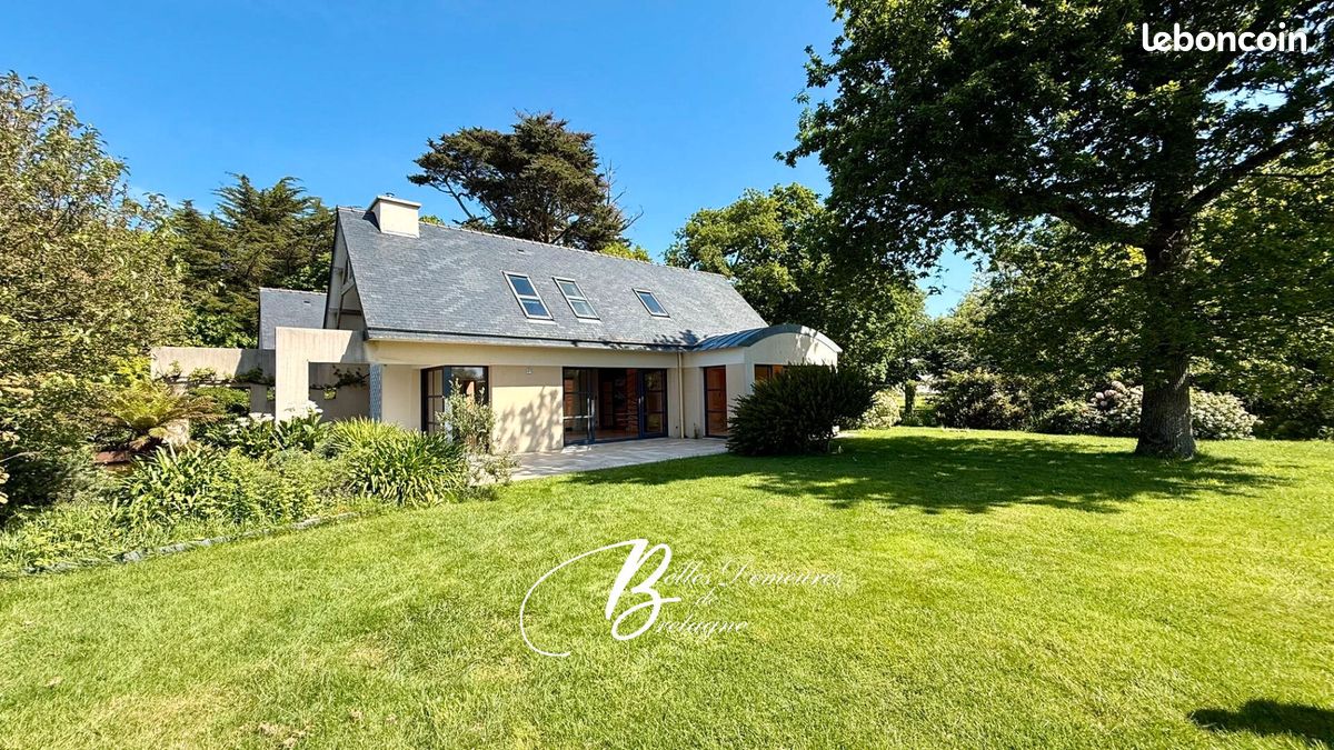 Maison 11 pièces 252 m² · à Loctudy · 252 m² · 884 000 €