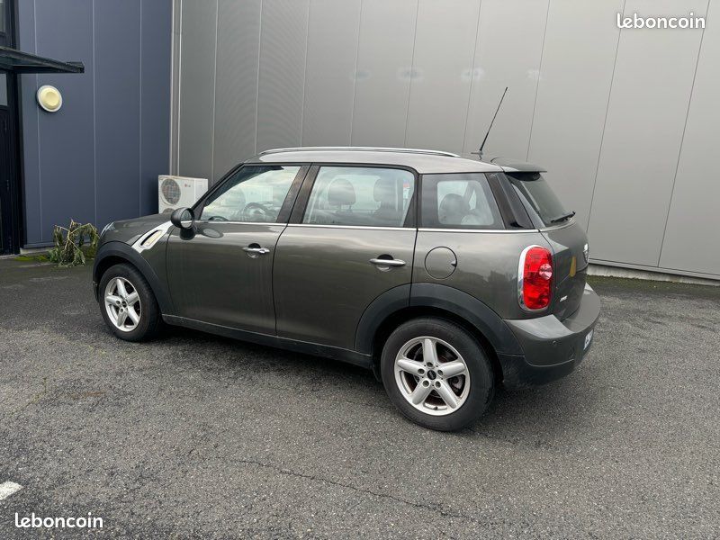 Mini COUNTRYMAN ONE 1.6D 90CH 10/2012 (image 2)
