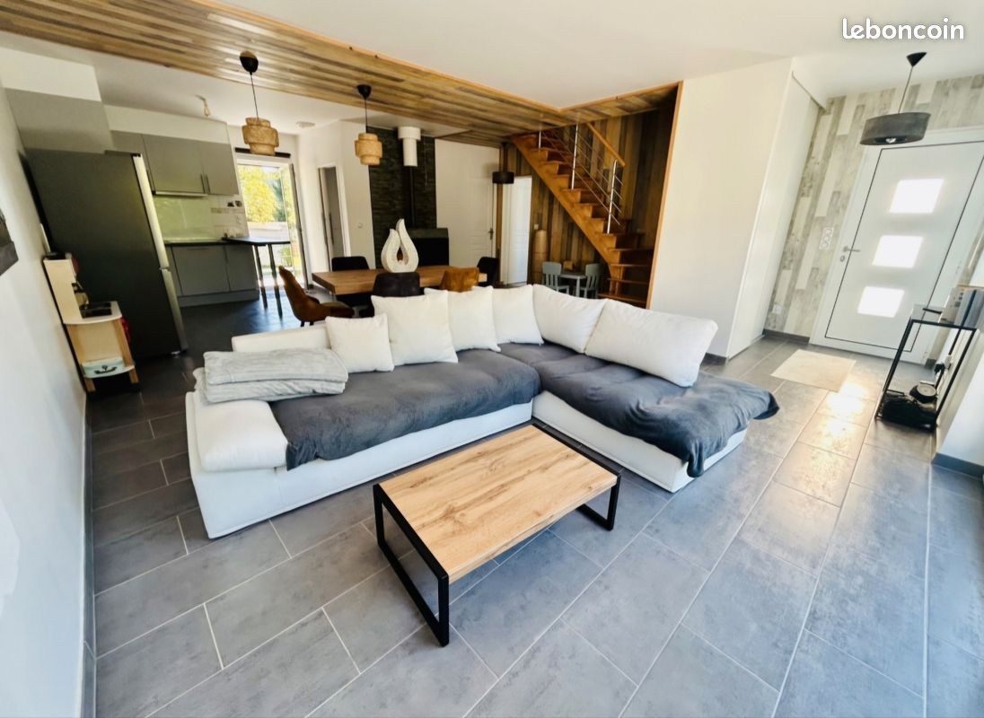 Maison 6 pièces 113 m² · à Boissise-le-Roi · 113 m² · 389 000 €